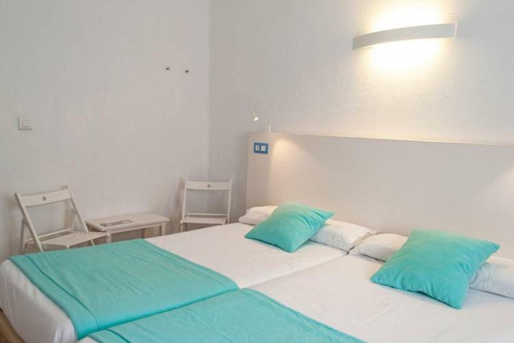 Doppelzimmer mit teilblick aufs meer Hotel Baluma Porto Petro