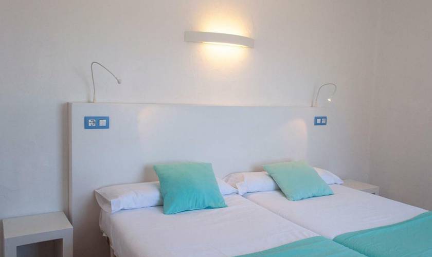 Superior double room with side sea view Baluma Porto Petro Hotel