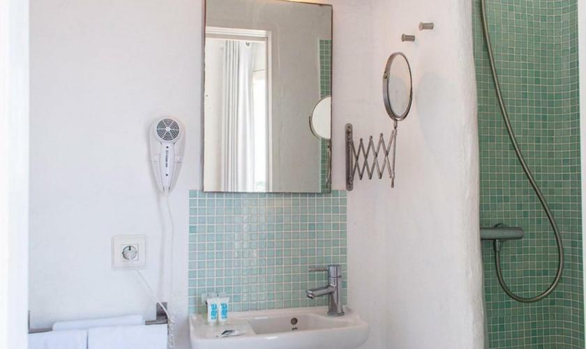 STANDARD DOUBLE ROOM WITH BALCONY Baluma Porto Petro Hotel STANDARD DOUBLE ROOM WITH BALCONY Baluma Porto Petro Hotel